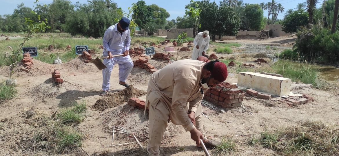 Plantation at Basti Kamalia, Graveyard of Jaja Abbasian